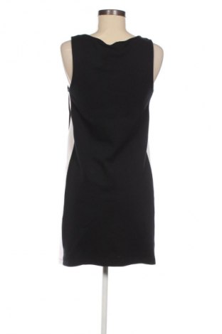 Sukienka Tezenis, Rozmiar S, Kolor Czarny, Cena 67,41 zł