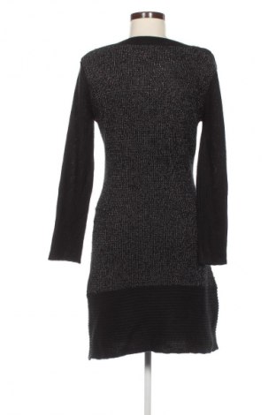 Ruha Unbranded, Méret M, Szín Fekete, Ár 5 099 Ft