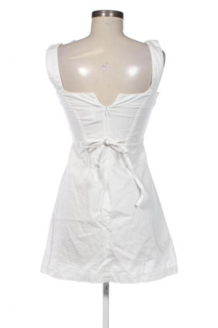 Ruha Unbranded, Méret S, Szín Fehér, Ár 5 800 Ft
