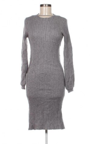 Sukienka Vero Moda, Rozmiar M, Kolor Szary, Cena 111,99 zł