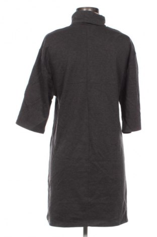 Rochie Zara, Mărime M, Culoare Gri, Preț 93,99 Lei
