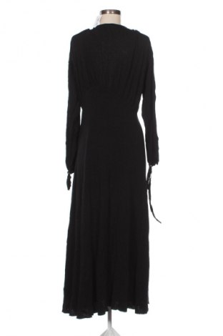 Рокля Zara, Размер M, Цвят Черен, Цена 34,99 лв.