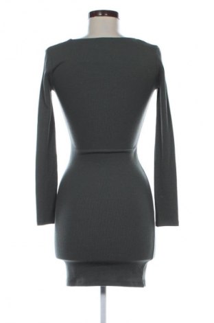 Kleid Zara, Größe S, Farbe Grün, Preis € 13,80