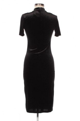 Kleid Zara Trafaluc, Größe M, Farbe Schwarz, Preis 24,49 €