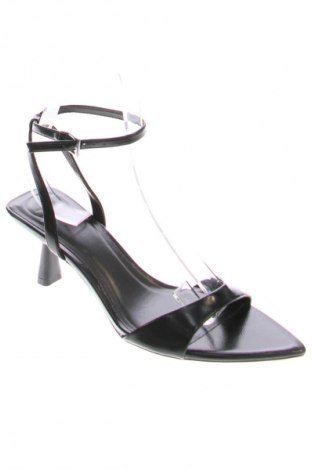 Sandalen Bershka, Größe 38, Farbe Schwarz, Preis € 24,99