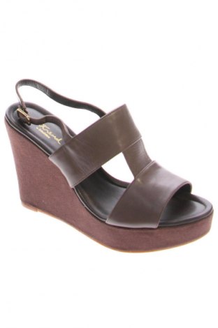 Sandale Intrend by Max Mara, Mărime 38, Culoare Maro, Preț 260,99 Lei