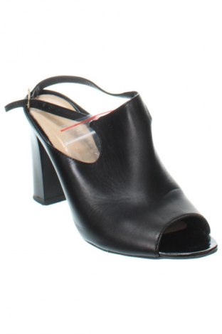 Sandály Maccioni, Velikost 38, Barva Černá, Cena  599,00 Kč