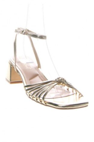 Sandale New Look, Mărime 38, Culoare Auriu, Preț 128,99 Lei