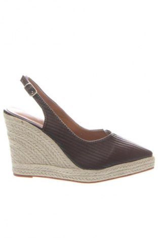 Sandalen Unbranded, Größe 39, Farbe Braun, Preis 16,99 €