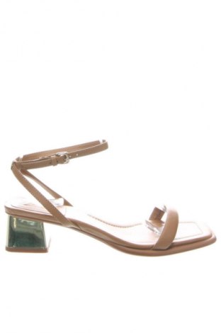 Sandalen Zara, Größe 38, Farbe Beige, Preis 22,77 €