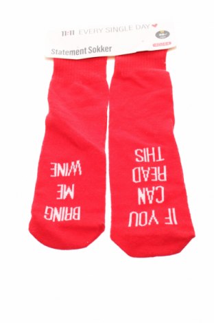 Чорапи, Размер M, Цвят Червен, 70% памук, 25% полиестер, 5% еластан, Цена 27,30 лв.
