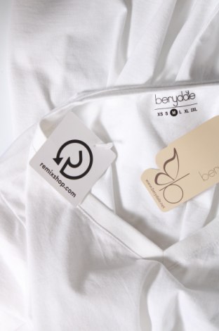 Γυναικείο t-shirt Berydale, Μέγεθος M, Χρώμα Λευκό, Βαμβάκι, Τιμή 20,10 €