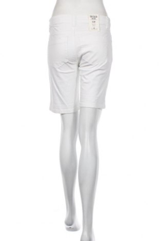 Дамски къс панталон Tom Tailor, Размер M, Цвят Бял, Цена 41,40 лв.
