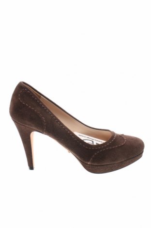 Дамски обувки Prada, Размер 35, Цвят Кафяв, Естествен велур, Цена 363,80 лв.
