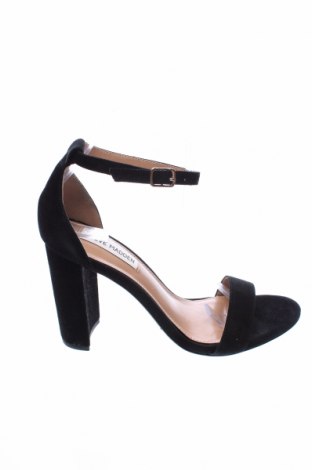 Дамски обувки Steve Madden, Размер 39, Цвят Черен, Естествен велур, Цена 160,30 лв.