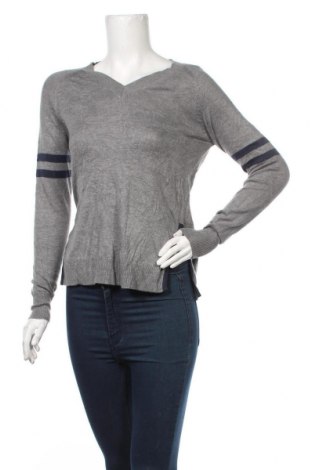 Дамски пуловер William, Размер S, Цвят Сив, Цена 3,02 лв.