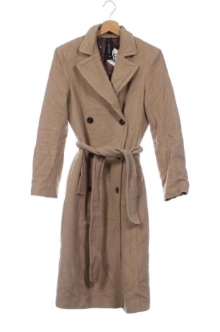 Дамско палто Marc Cain, Размер XS, Цвят Бежов, 60% ангора, 40% вълна, Цена 228,90 лв.