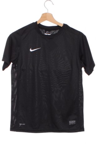 Детска тениска Nike, Размер 10-11y/ 146-152 см, Цвят Черен, Полиестер, Цена 43,00 лв.
