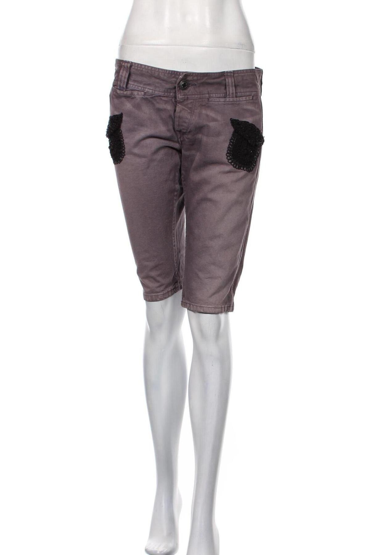 Дамски къс панталон Replay, Размер M, Цвят Лилав, Цена 48,00 лв.