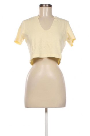 Дамска блуза Cotton On, Размер XS, Цвят Жълт, Цена 5,89 лв.