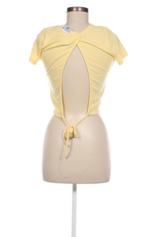 Дамска блуза Lefties, Размер M, Цвят Жълт, Цена 31,00 лв.