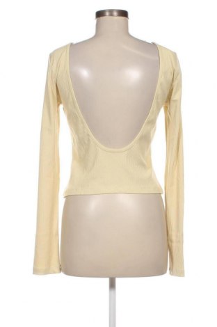 Дамска блуза NA-KD, Размер L, Цвят Жълт, Цена 5,04 лв.