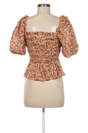 Дамска блуза Object, Размер M, Цвят Многоцветен, Цена 72,00 лв.