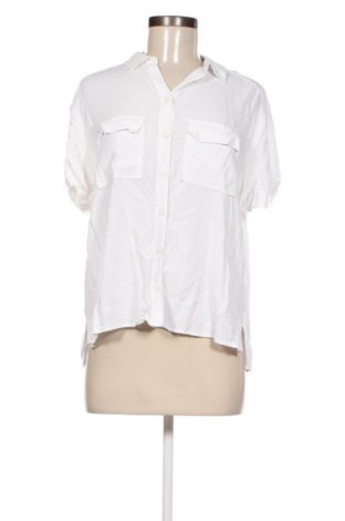 Дамска риза Terranova, Размер L, Цвят Бял, Цена 17,50 лв.