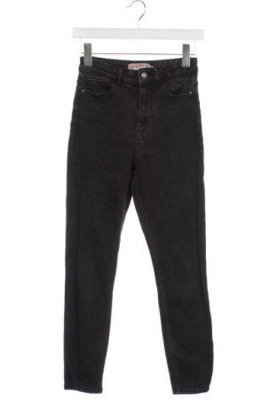 Damen Jeans Pieces, Größe S, Farbe Grau, Preis 7,36 €