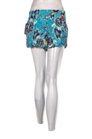 Γυναικείο κοντό παντελόνι Billabong, Μέγεθος XS, Χρώμα Πολύχρωμο, Τιμή 4,08 €