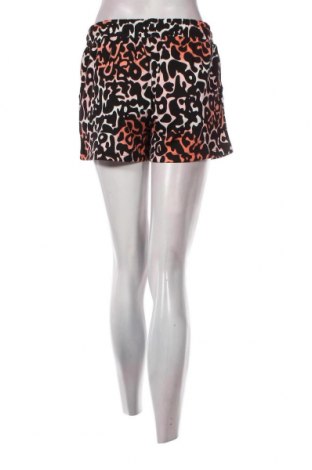 Γυναικείο κοντό παντελόνι Buffalo, Μέγεθος S, Χρώμα Πολύχρωμο, Τιμή 37,11 €