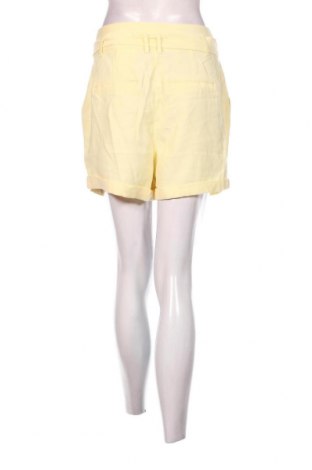 Pantaloni scurți de femei Camaieu, Mărime M, Culoare Galben, Preț 101,97 Lei