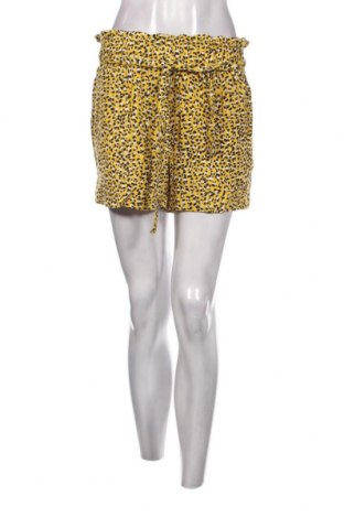 Дамски къс панталон Garcia, Размер XS, Цвят Жълт, Цена 8,64 лв.