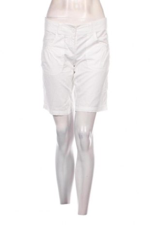 Γυναικείο κοντό παντελόνι Kangaroos, Μέγεθος S, Χρώμα Λευκό, Τιμή 9,65 €