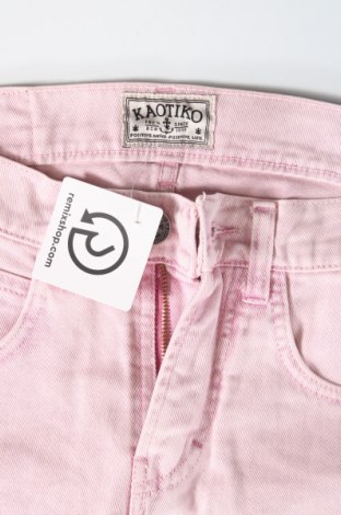 Дамски къс панталон Kaotiko, Размер S, Цвят Розов, Цена 72,00 лв.