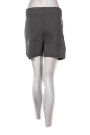 Pantaloni scurți de femei River Island, Mărime L, Culoare Gri, Preț 16,58 Lei