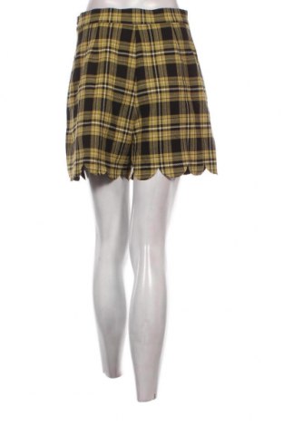 Γυναικείο κοντό παντελόνι Tenax, Μέγεθος M, Χρώμα Πολύχρωμο, Τιμή 30,31 €
