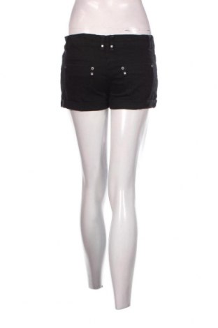 Дамски къс панталон X-Mail, Размер S, Цвят Черен, Цена 19,00 лв.