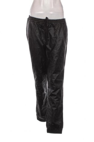 Γυναικείο παντελόνι δερμάτινο Fashion nova, Μέγεθος M, Χρώμα Μαύρο, Τιμή 11,66 €