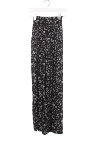 Γυναικείο παντελόνι Bershka, Μέγεθος XS, Χρώμα Μαύρο, Τιμή 15,41 €