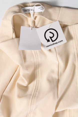 Дамски панталон Bershka, Размер XS, Цвят Екрю, Цена 46,00 лв.