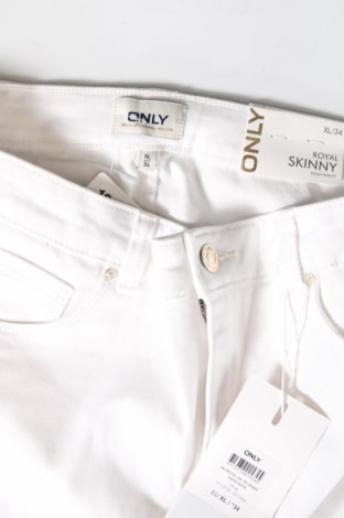 Pantaloni de femei ONLY, Mărime XL, Culoare Alb, Preț 177,63 Lei