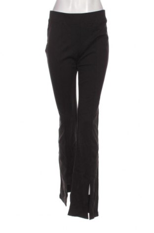 Дамски панталон ONLY, Размер L, Цвят Черен, Цена 18,36 лв.