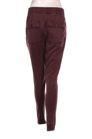Дамски панталон Set, Размер XS, Цвят Червен, Цена 4,41 лв.
