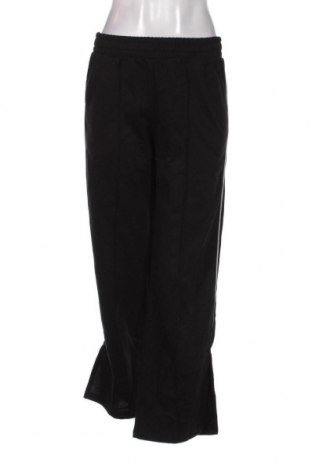 Дамски панталон Trendyol, Размер S, Цвят Черен, Цена 13,05 лв.
