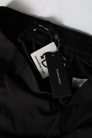 Γυναικείο παντελόνι Vero Moda, Μέγεθος M, Χρώμα Μαύρο, Τιμή 6,96 €