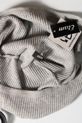 Дамски пуловер Etam, Размер S, Цвят Сив, Цена 8,70 лв.