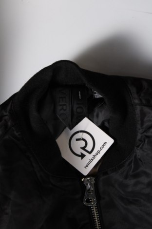 Dámska bunda  Vero Moda, Veľkosť M, Farba Čierna, Cena  13,10 €