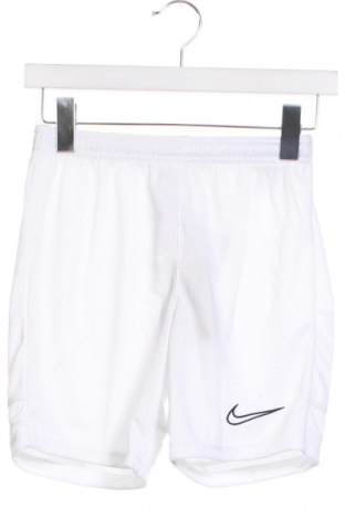 Kinder Shorts Nike, Größe 8-9y/ 134-140 cm, Farbe Weiß, Preis € 26,80