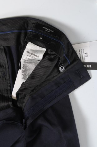Pánské kalhoty  Jack & Jones, Velikost M, Barva Modrá, Cena  214,00 Kč